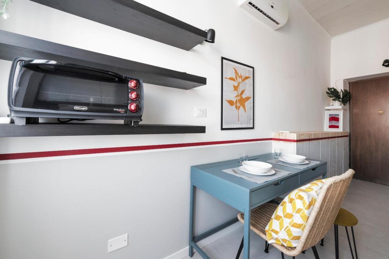 Naviglio Pavese Studio Apartment Milano Esterno foto